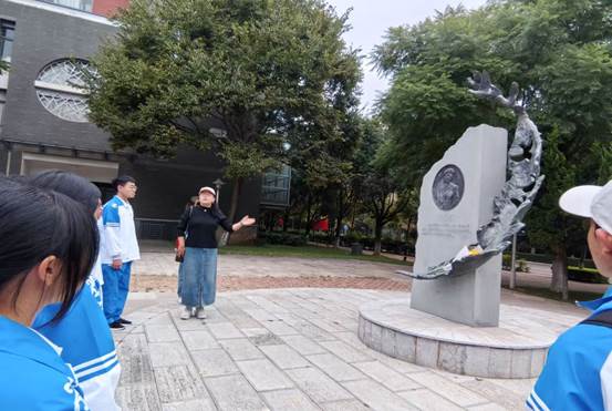 e822edb95edd7344095a166cc65efb3